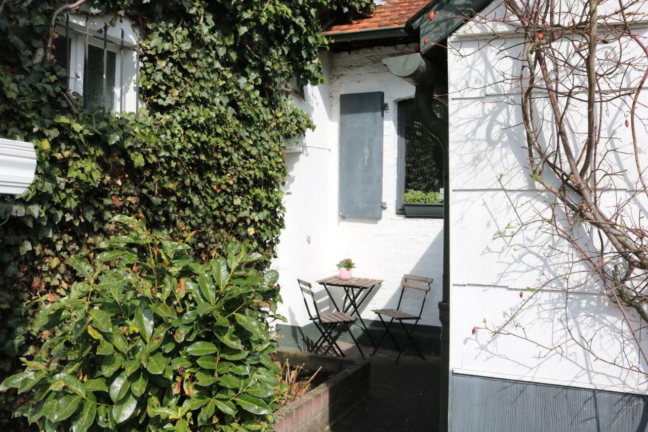 Kleines, Gemuetliches Haeuschen Apartment Monchengladbach Exterior photo